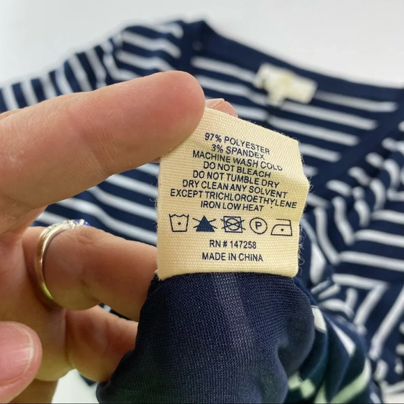 Simply Southern Women's Small NWT Navy Striped T-Shirt Gold Anchor - Picture 6 of 7